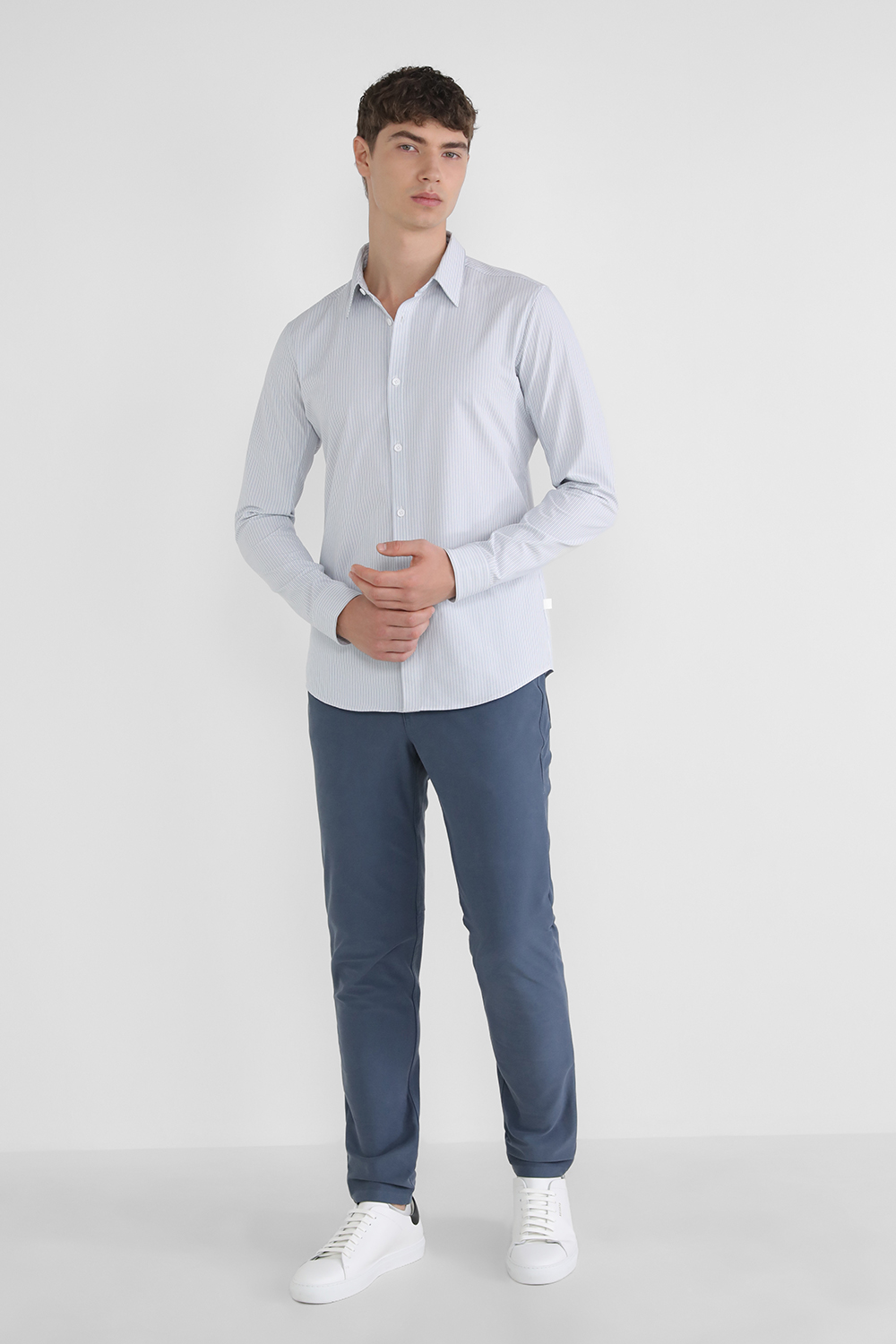 New Venture Slim- Fit LS Shirt